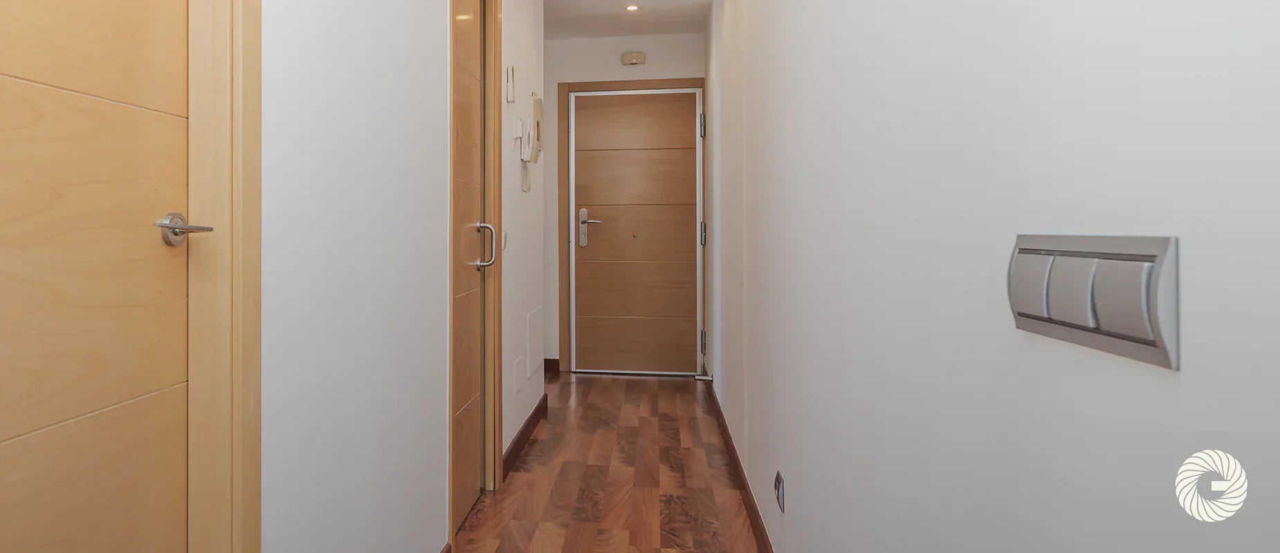 fechadura eletrônica em apartamento